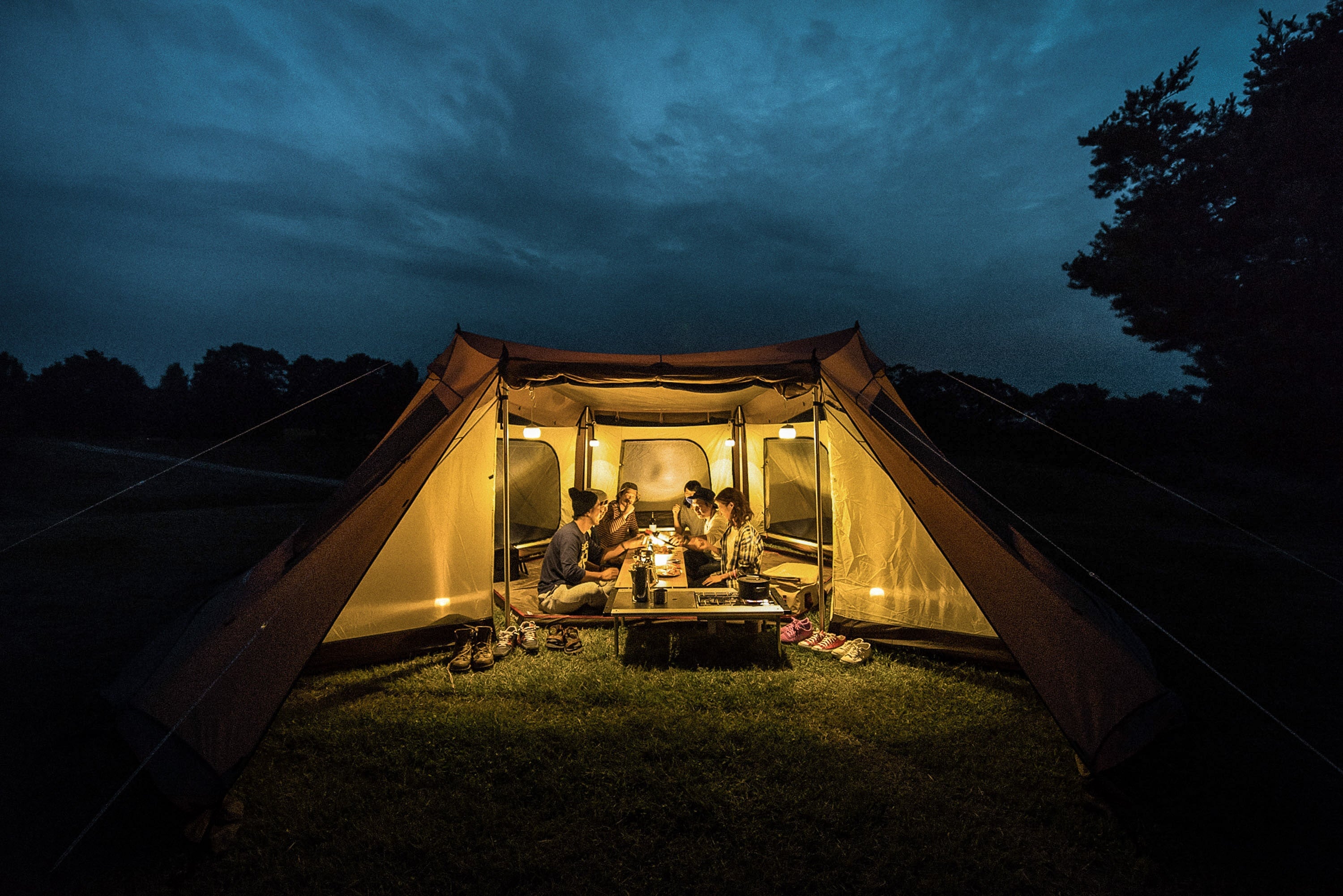 How to Camp Comfortably in a Tent: A Complete Guide