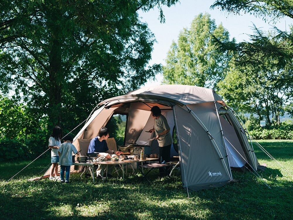 Snow Peak Land Nest Shelter vs Entry Pack TT: Which Suits Your Camping Style?