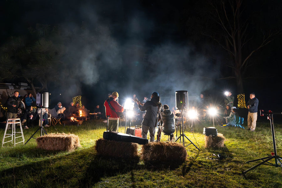 Live music performance from Cosy Camp’s previous outdoor event gallery