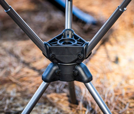 CLAYMORE Swivel Chair Light Claymore 