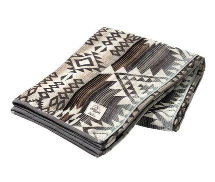 MOBI GARDEN JinXia Jacquard Blanket Blanket Mobi Garden Black 