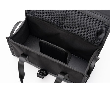 Snow Peak Multi Container S, M and L – shared detail: open interior with divider aligned lengthwise
