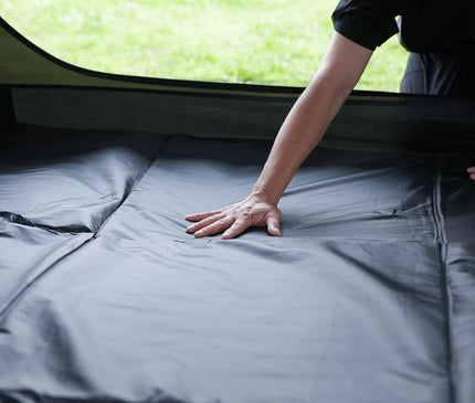 TOKYO CRAFTS Tenbi Inner Tent Floor Mat – cushioning surface in use